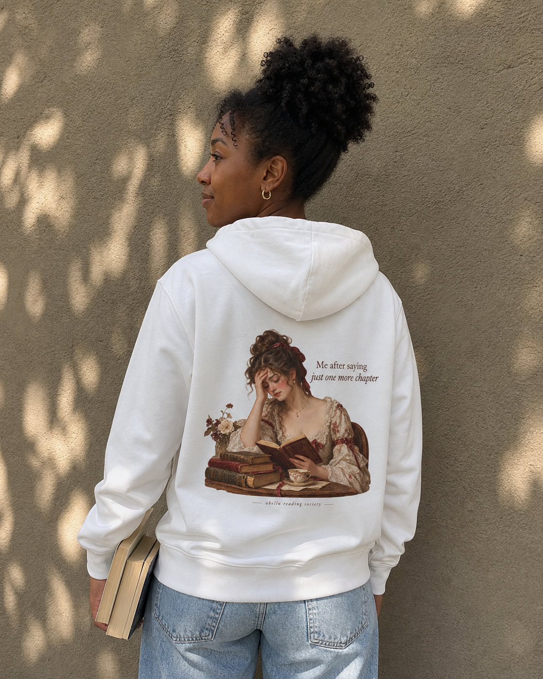 OBELLU Just One More Chapter Zipper – White model lifestyle back view
