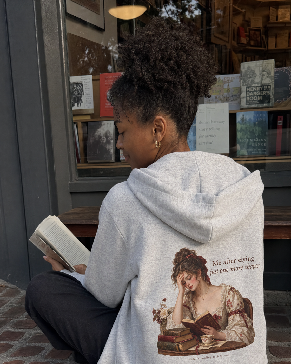 OBELLU Just One More Chapter Zipper – Cool Heather Grey model lifestyle back view