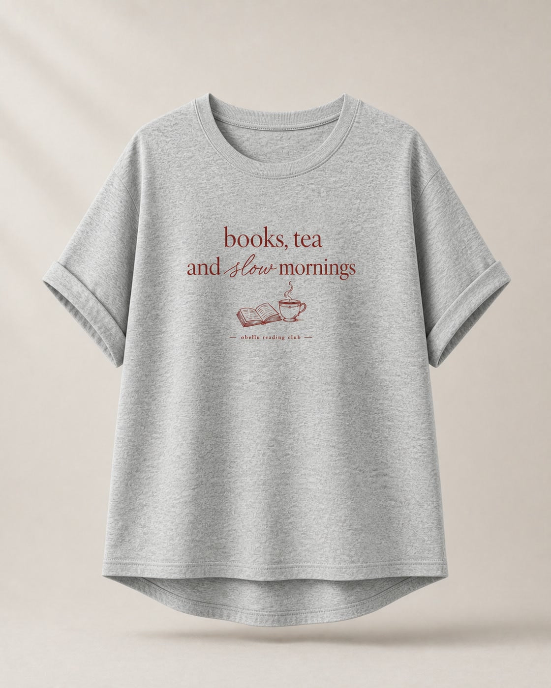 Books, Tea & Slow Mornings – Rolled Sleeve T-Shirt in Heather Grey – 3D-Produktansicht