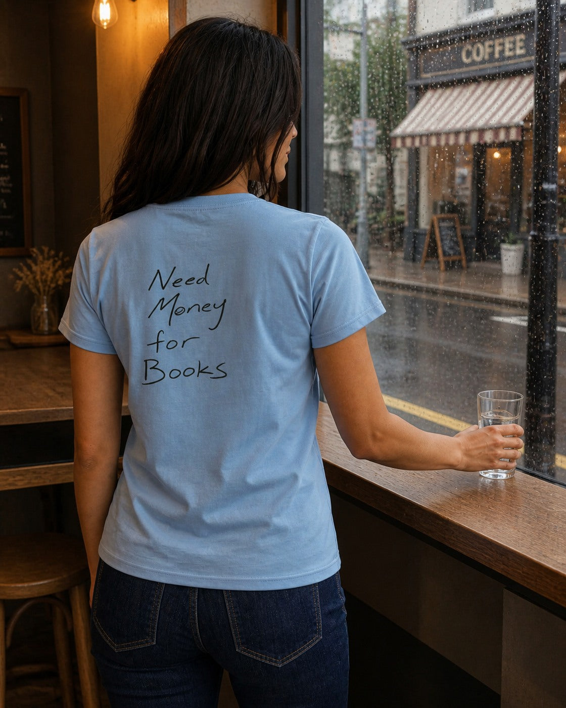 Need Money for Books – Classic T-Shirt in Blue Soul – authentisches iPhone-Lifestylebild