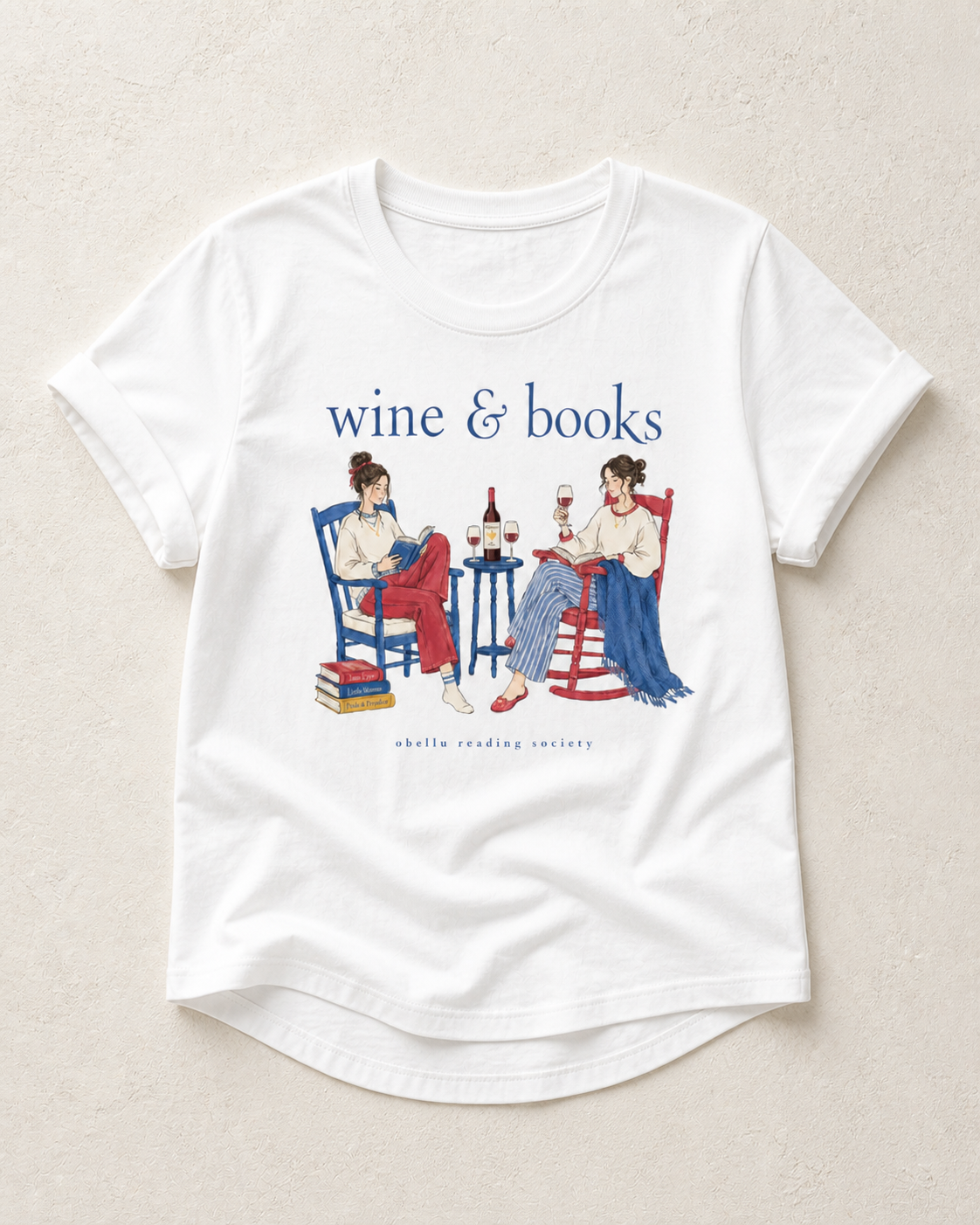 Wine & Books Rolled Sleeve T-Shirt – Vorderansicht als natürlicher Laydown